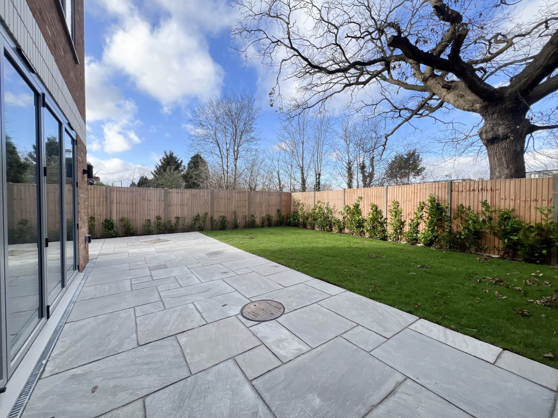 Woodfield Gardens, New Malden, Image 23