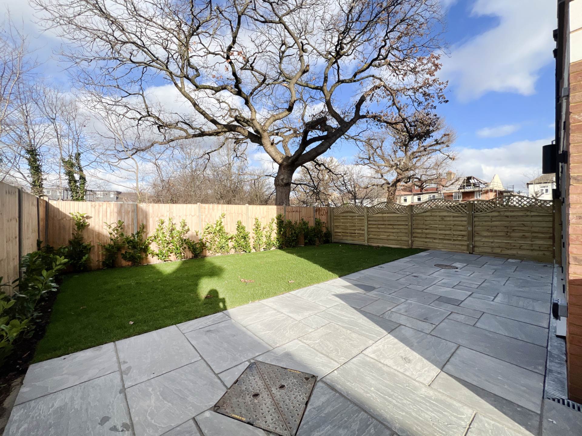 Woodfield Gardens, New Malden, Image 24