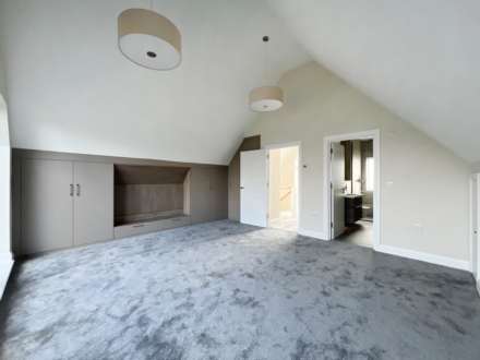 Woodfield Gardens, New Malden, Image 19