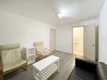 Windrush, New Malden, Image 10