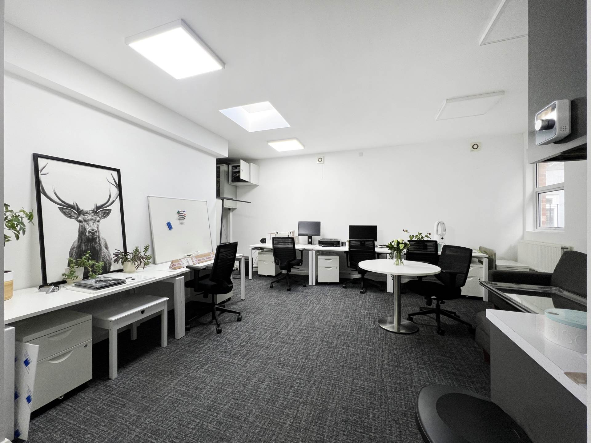 High Street, New Malden, Image 18