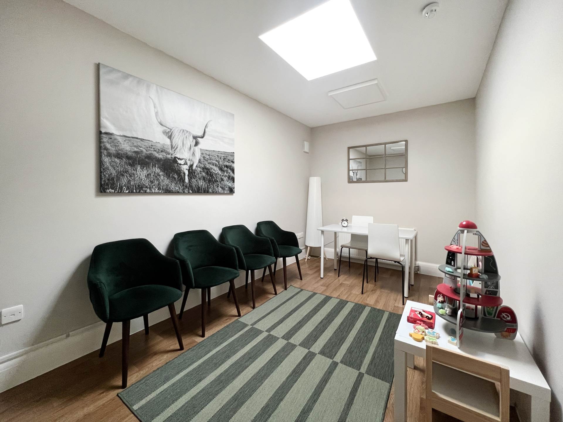 High Street, New Malden, Image 22