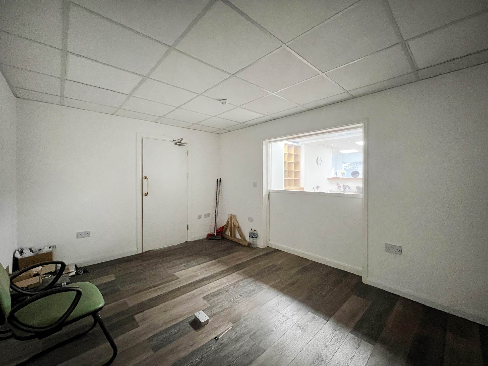 High Street, New Malden, Image 6