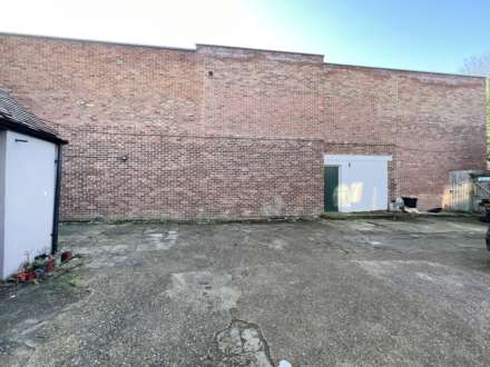 High Street, New Malden, Image 26