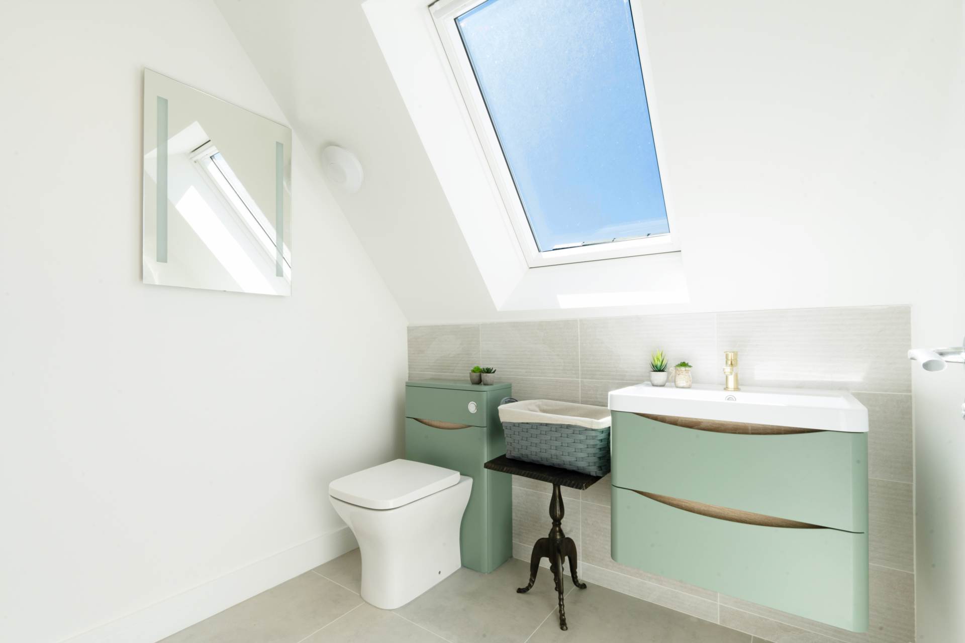 Ashley Road Walton On Thames, Walton On Thames, Image 9