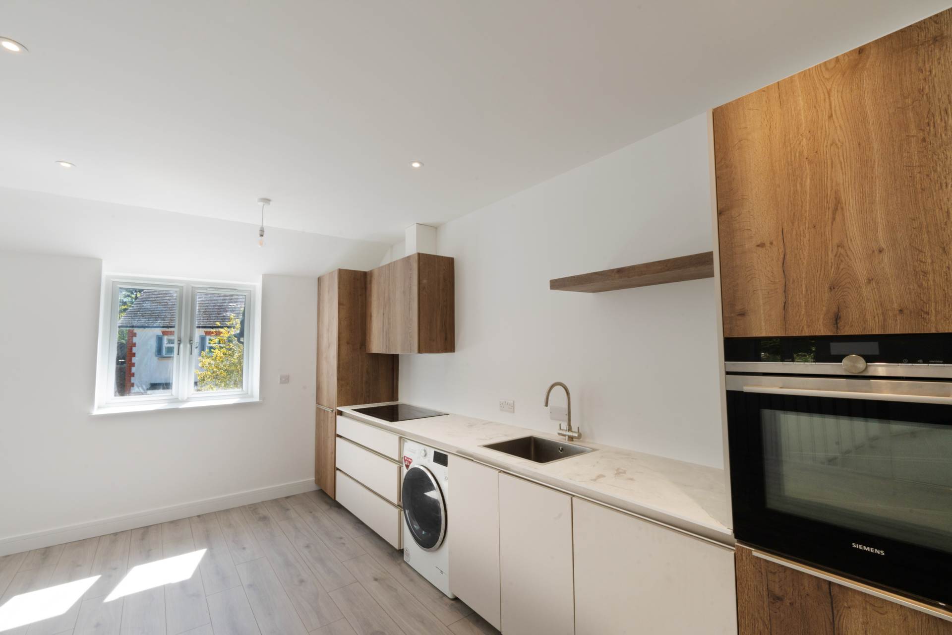 Ashley Road Walton On Thames, Walton On Thames, Image 4