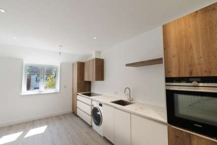 Ashley Road Walton On Thames, Walton On Thames, Image 4