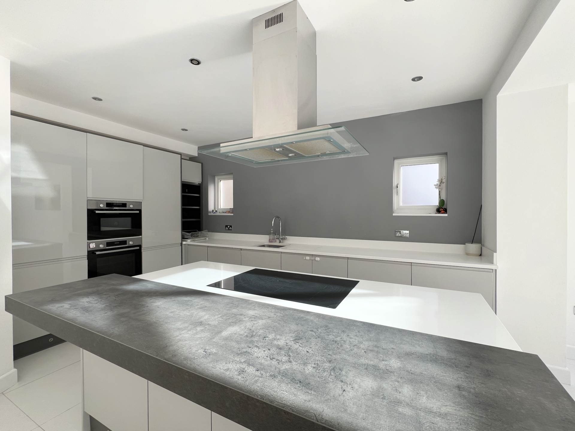 Buxton Drive, New Malden, Image 8