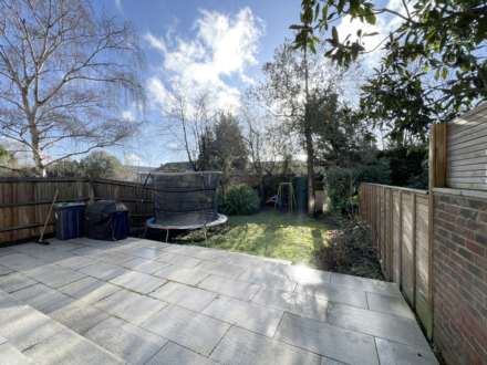 Buxton Drive, New Malden, Image 25