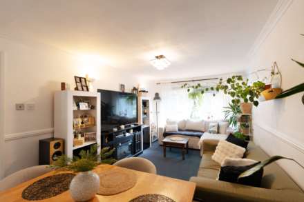 Sussex Close, New Malden, Image 4