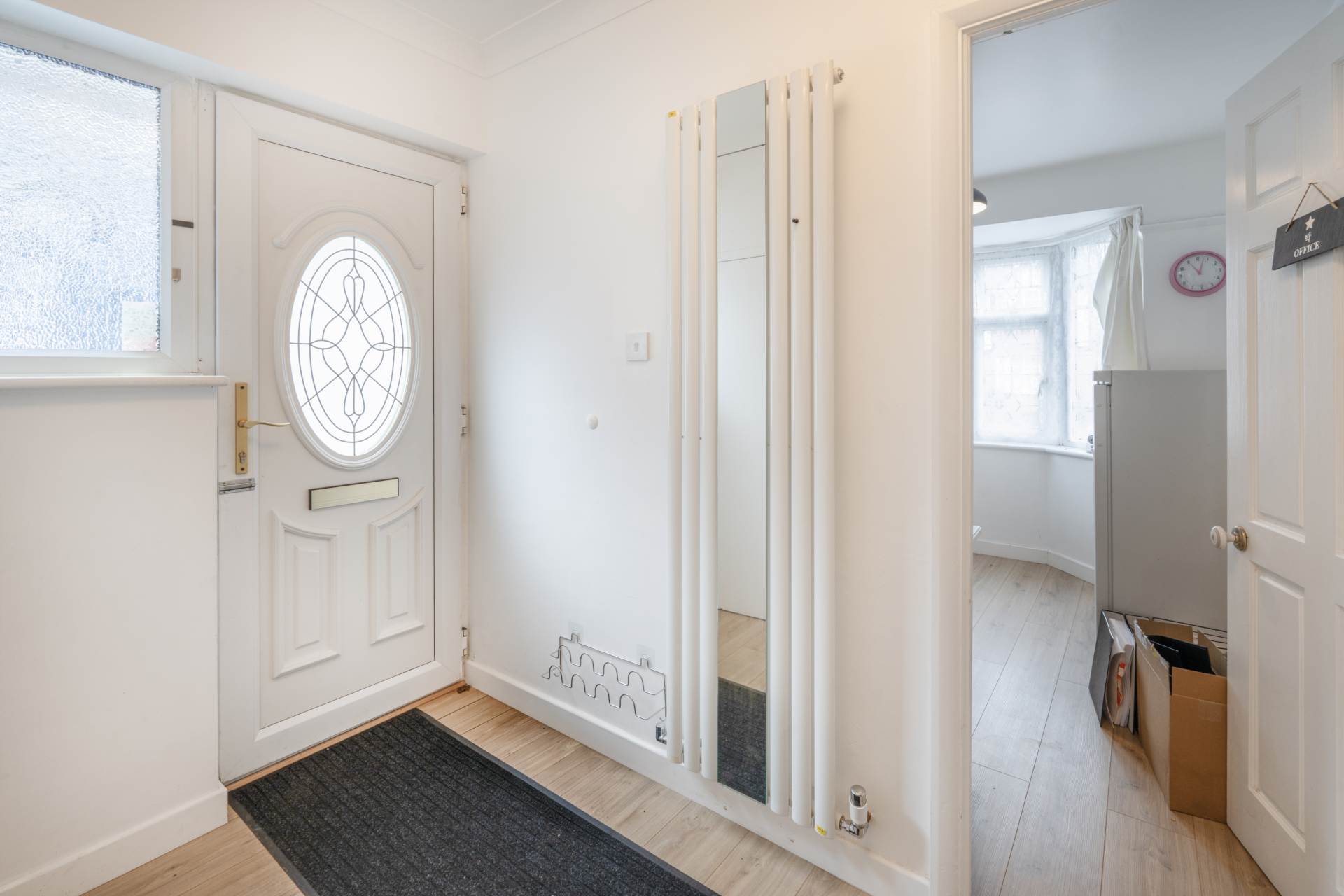 Cheshire Gardens, Chessington, Image 10