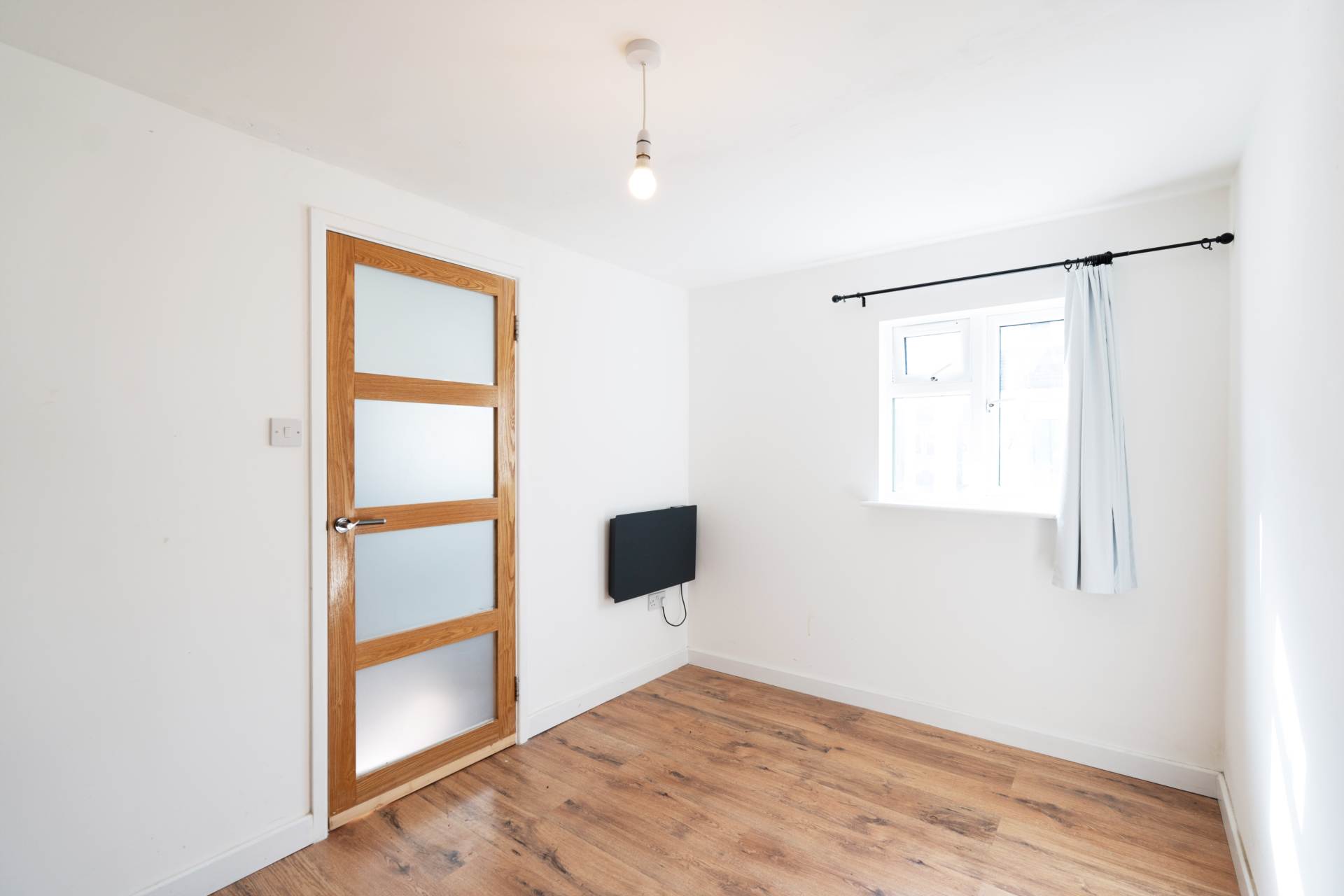 Epsom Road, Sutton, Image 21