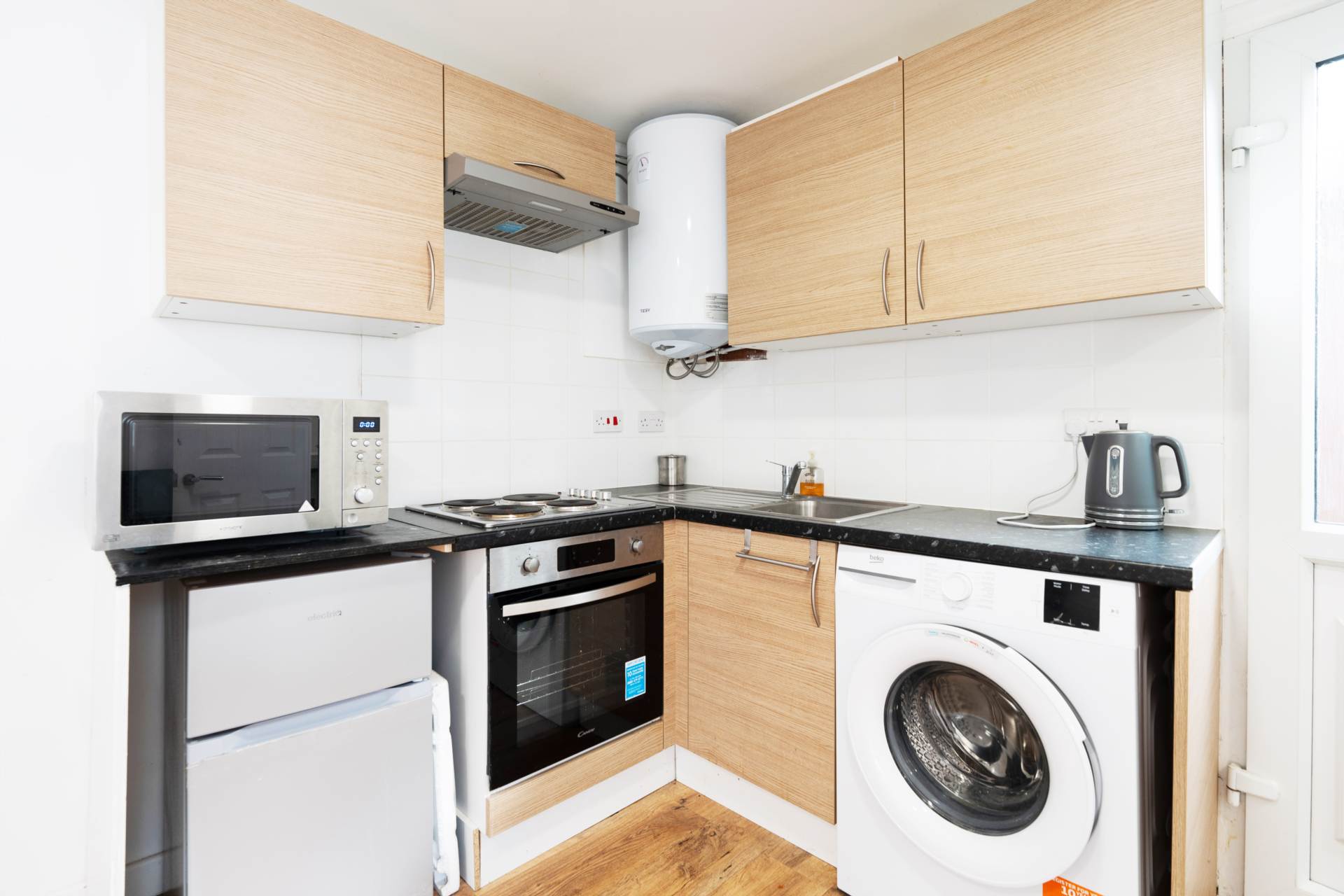 Epsom Road, Sutton, Image 9