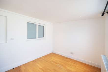 Epsom Road, Sutton, Image 11