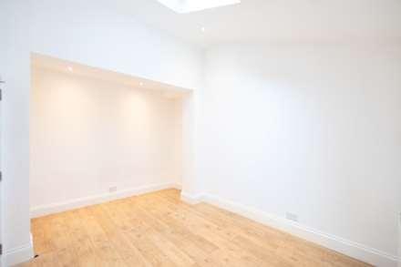 Epsom Road, Sutton, Image 6