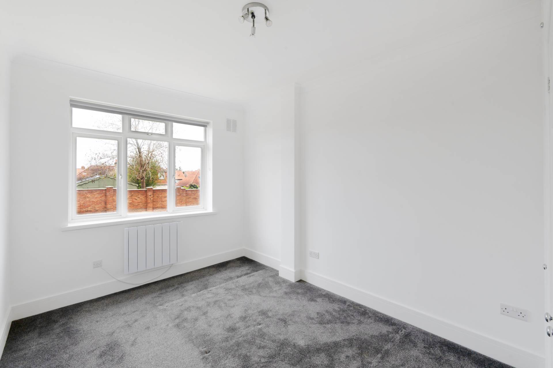 St Philips Avenue, Worcester Park, Image 10