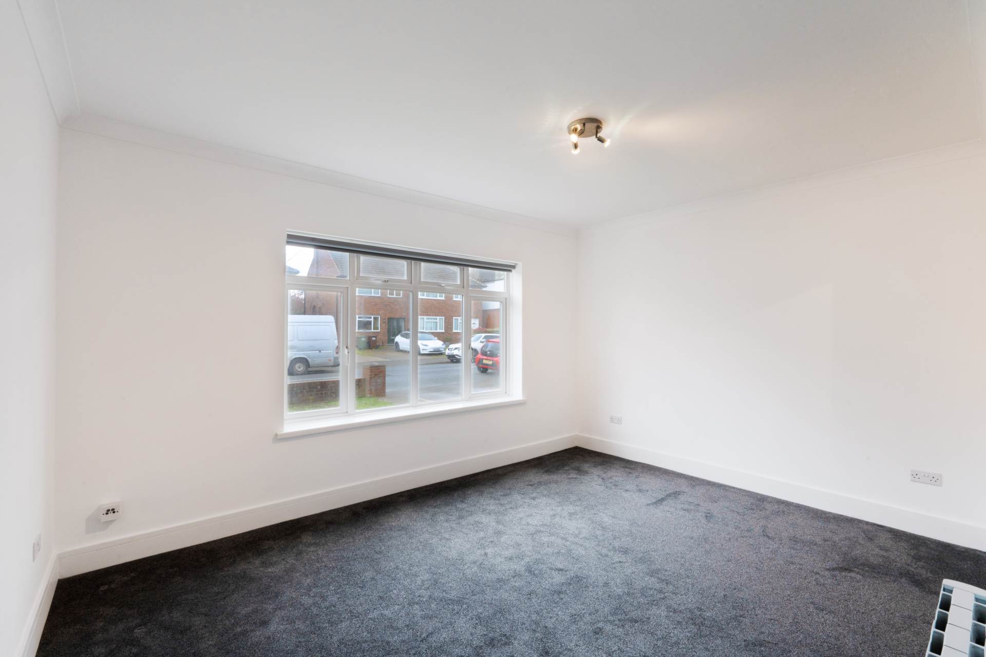 St Philips Avenue, Worcester Park, Image 2