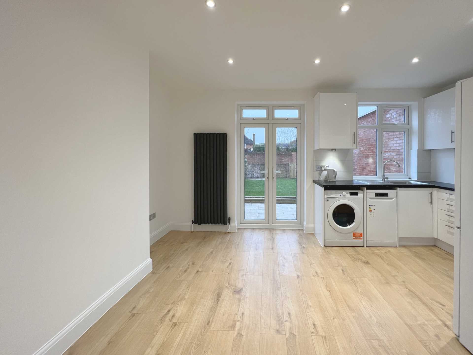 Beverley Road, New Malden, Image 6