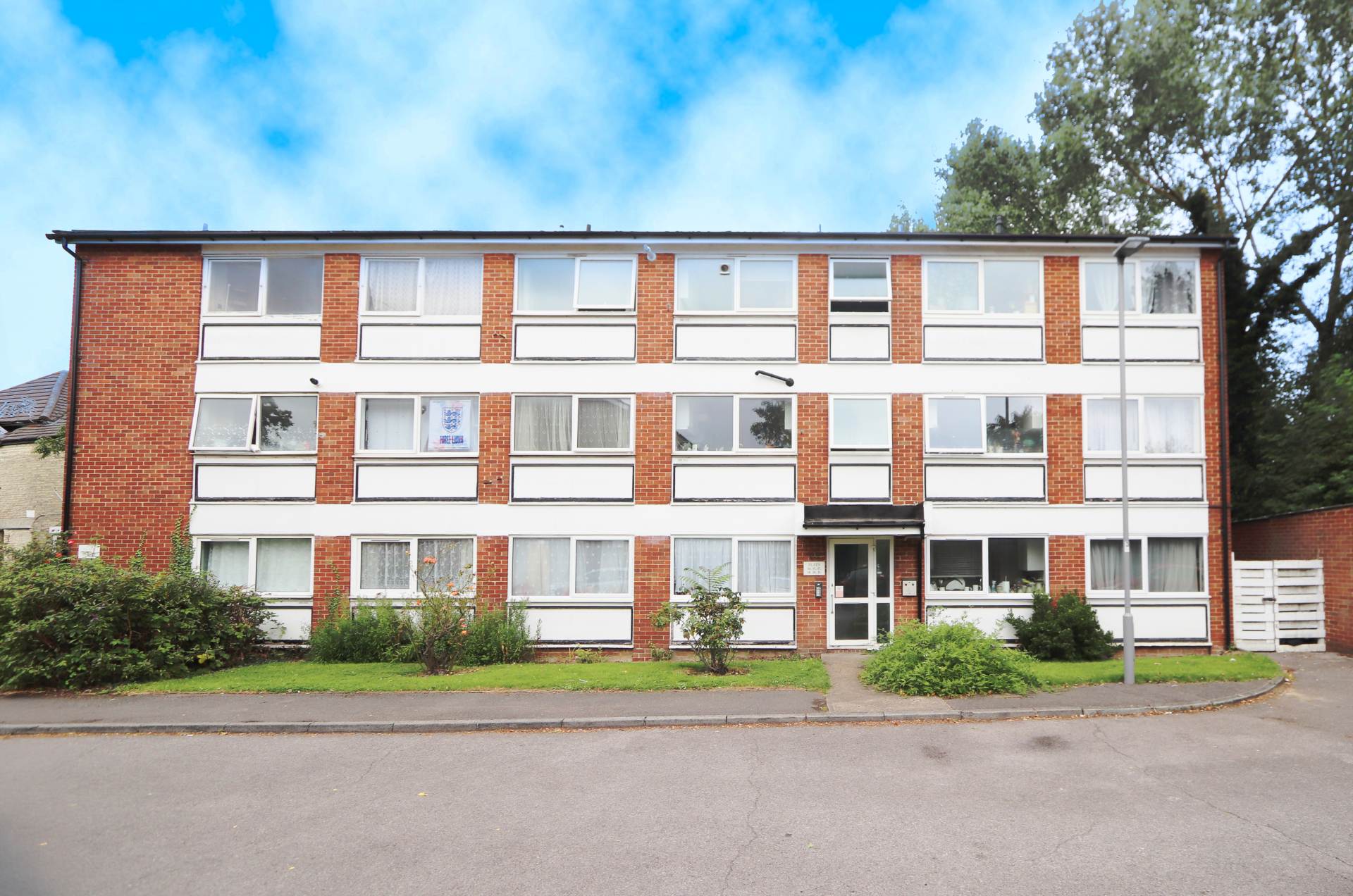 Kingston Road, New Malden, Image 1