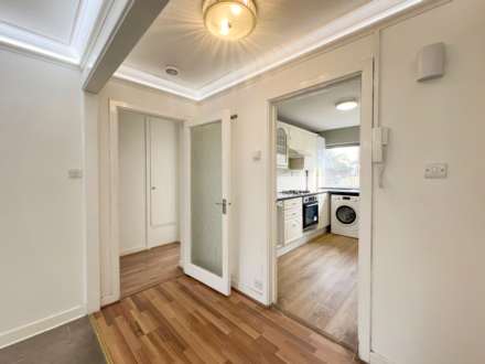 Kingston Road, New Malden, Image 13