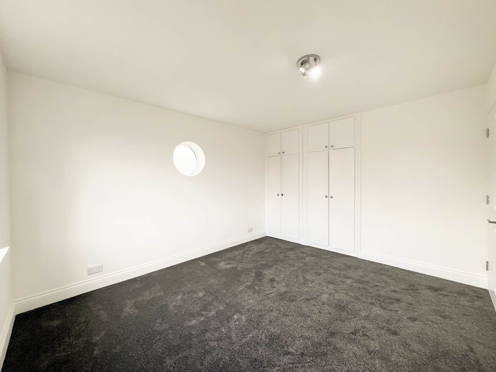 The Avenue, Worcester Park, Image 11