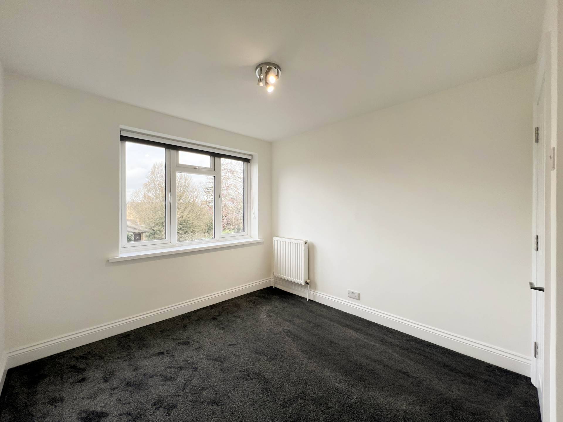 The Avenue, Worcester Park, Image 14