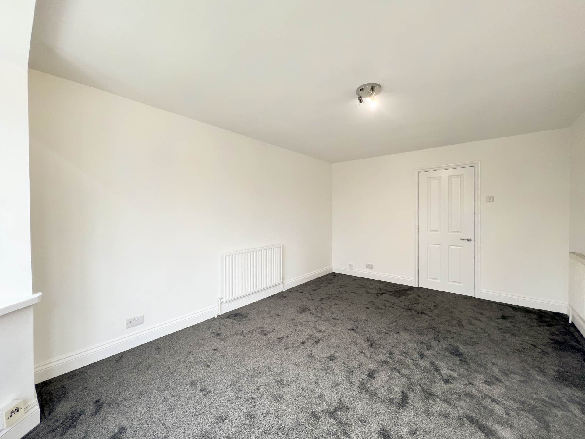 The Avenue, Worcester Park, Image 3