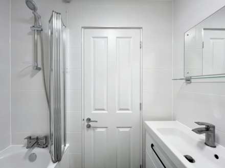 The Avenue, Worcester Park, Image 12