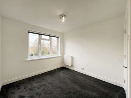 The Avenue, Worcester Park, Image 14