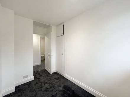 The Avenue, Worcester Park, Image 17