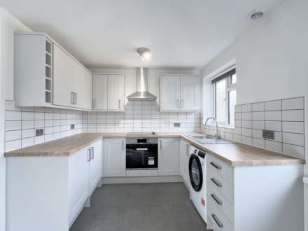 The Avenue, Worcester Park, Image 6