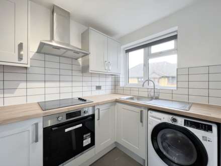 The Avenue, Worcester Park, Image 7