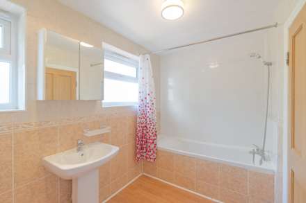 Downfield, Worcester Park, Image 14
