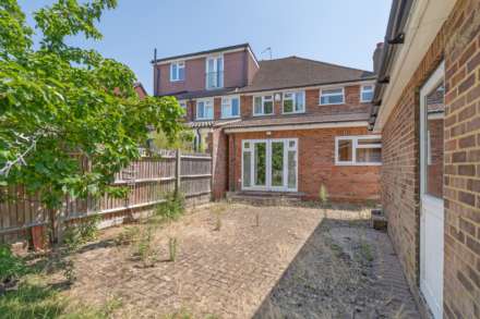 Downfield, Worcester Park, Image 18