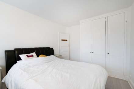 Chatsworth Gradens, New Malden, Image 7