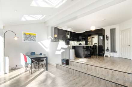 Southway, London, Image 4