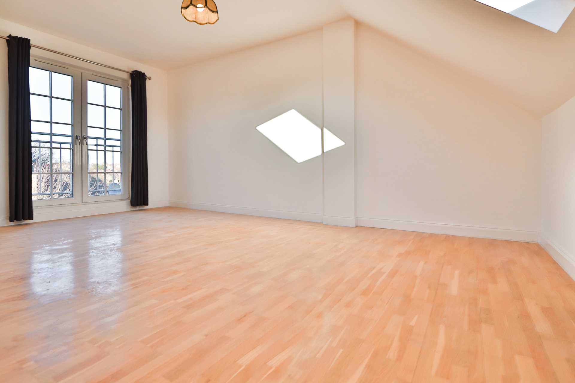 Burlington Road, Image 13