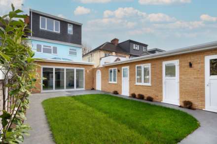 Howard Road, New Malden, Image 4