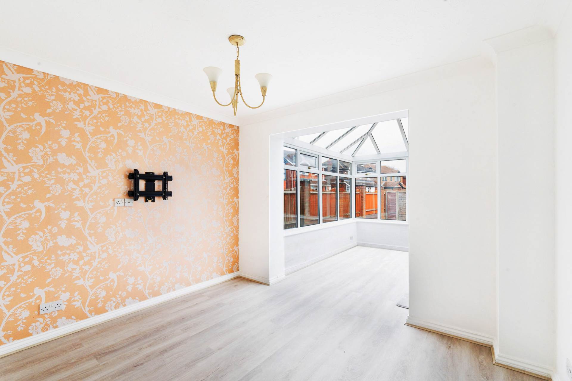 Arnord Drive, Chessington, Image 10