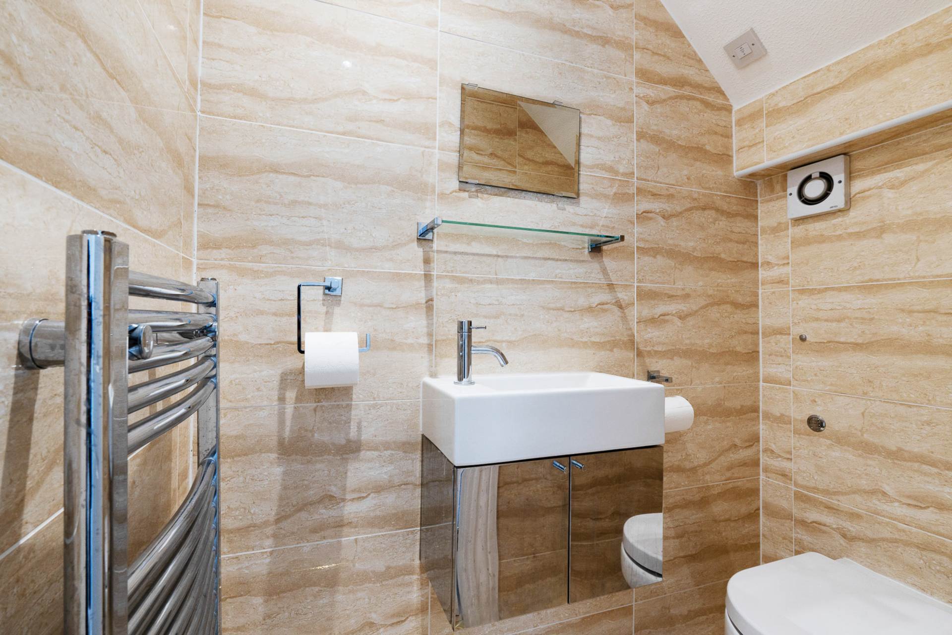 Arnord Drive, Chessington, Image 12