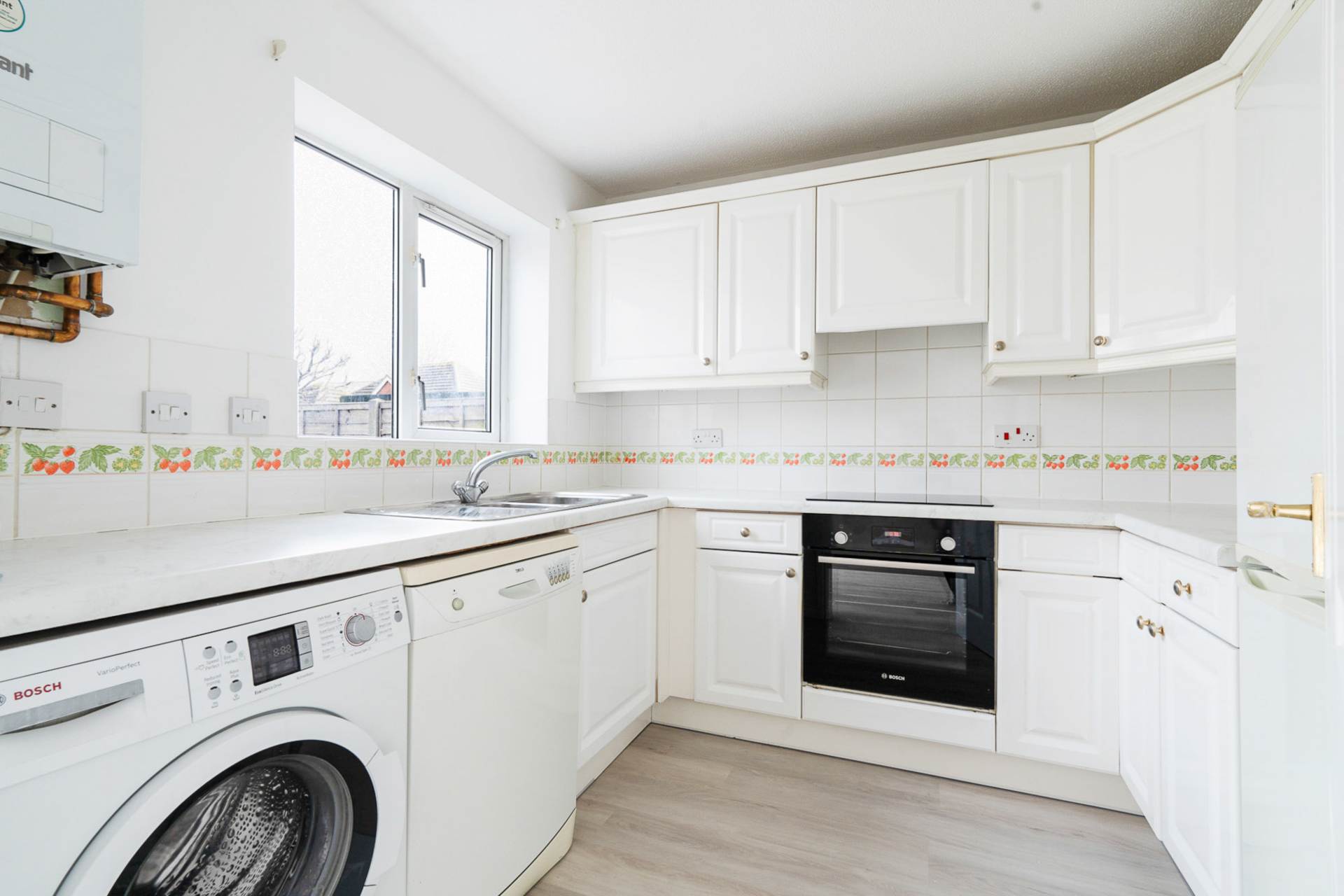 Arnord Drive, Chessington, Image 8