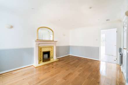 Arnord Drive, Chessington, Image 13