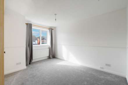 Arnord Drive, Chessington, Image 3