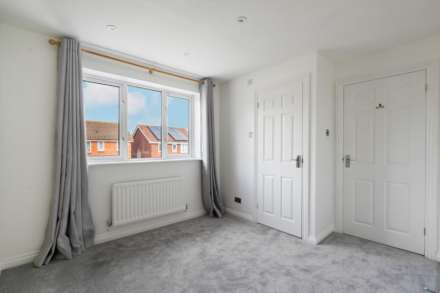 Arnord Drive, Chessington, Image 5