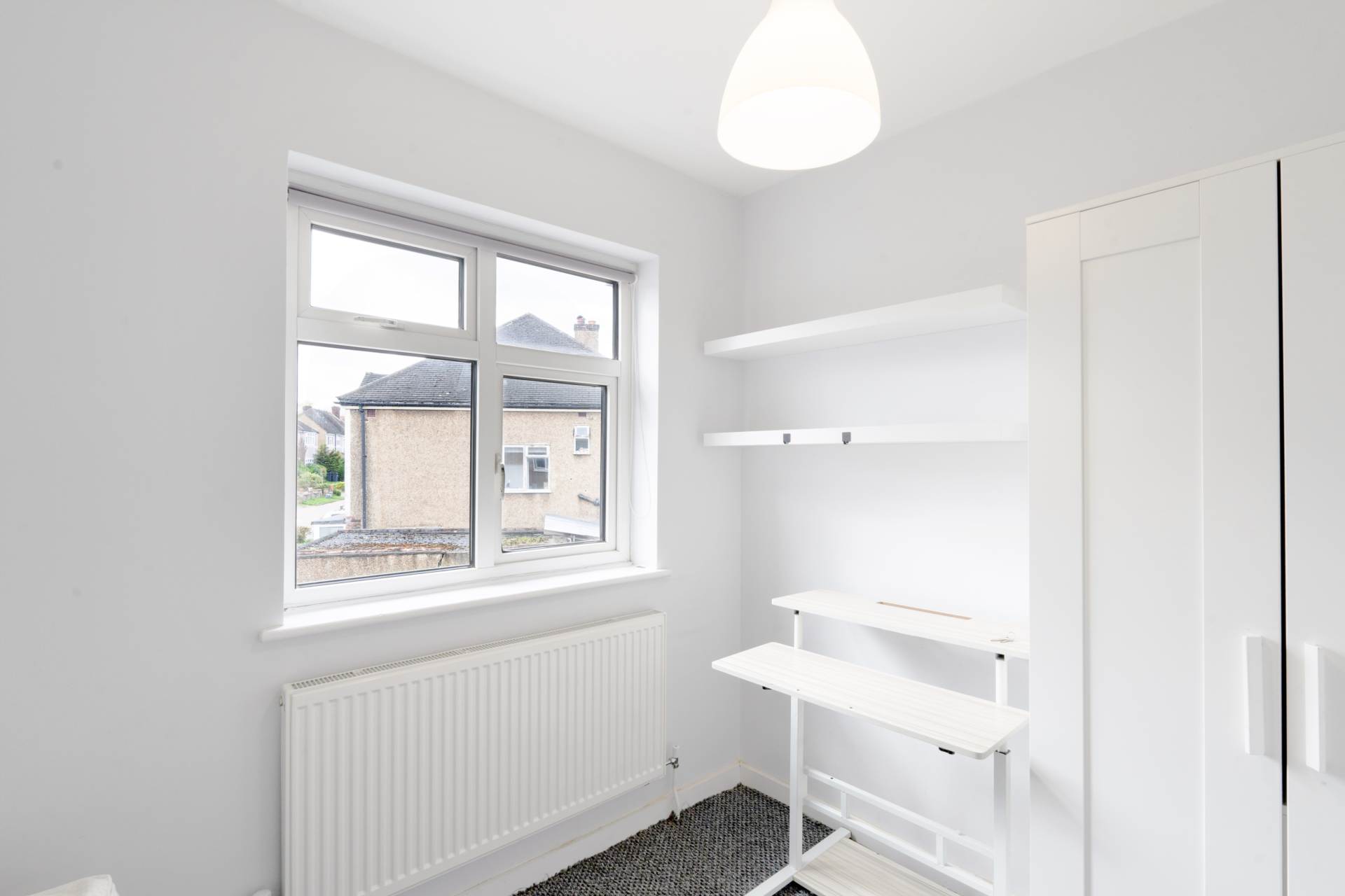 Room B, Somerset Close, New Malden, Image 4