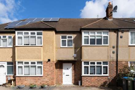 Somerset Close, New Malden, Image 7