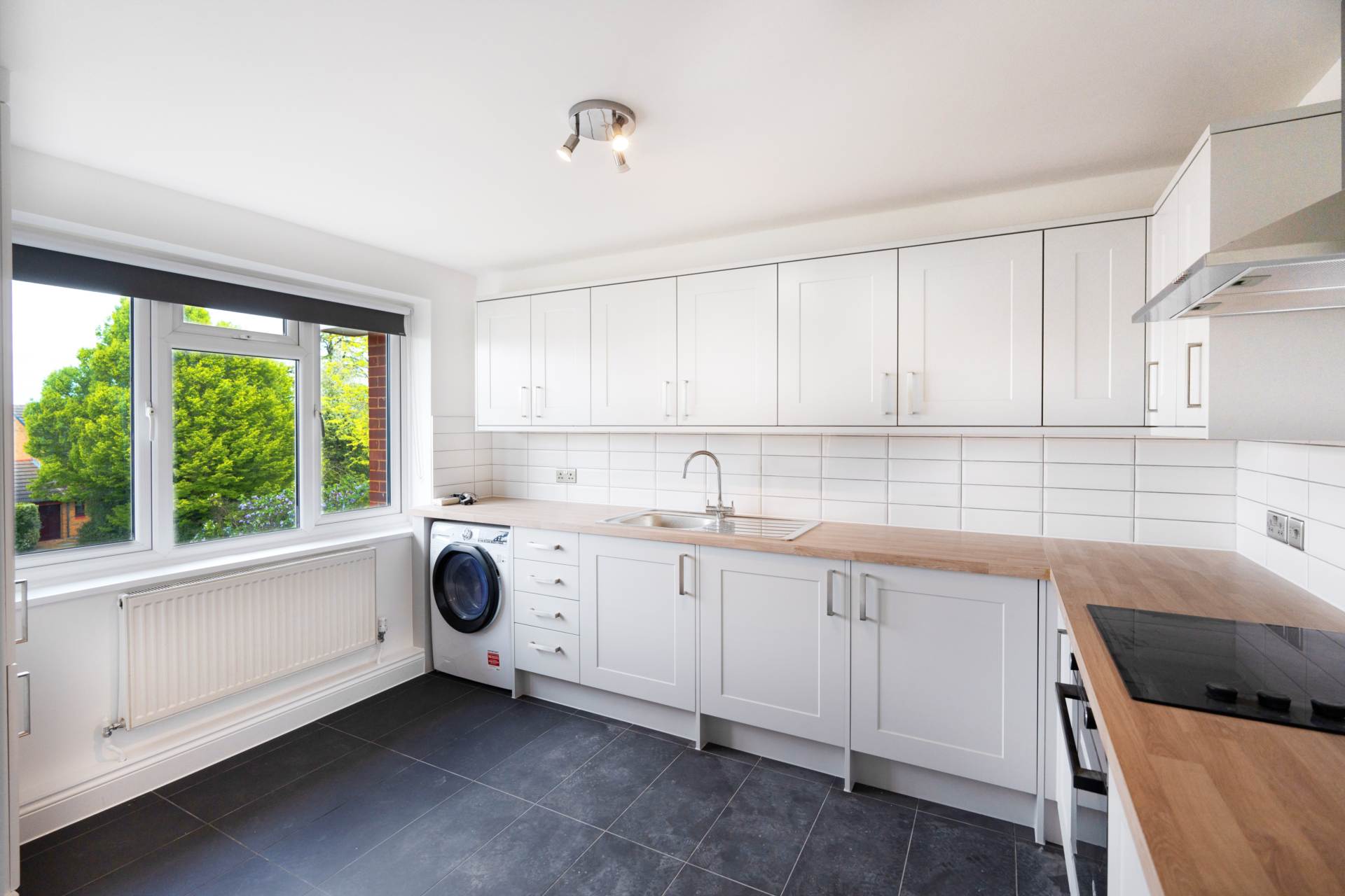 The Avenue, Worcester Park, Image 4