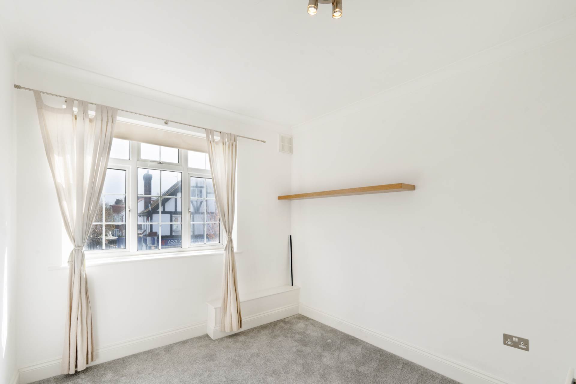 357a West Barnes Lane, New Malden, Image 3