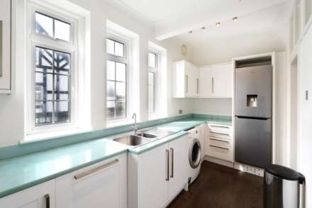 357a West Barnes Lane, New Malden, Image 7