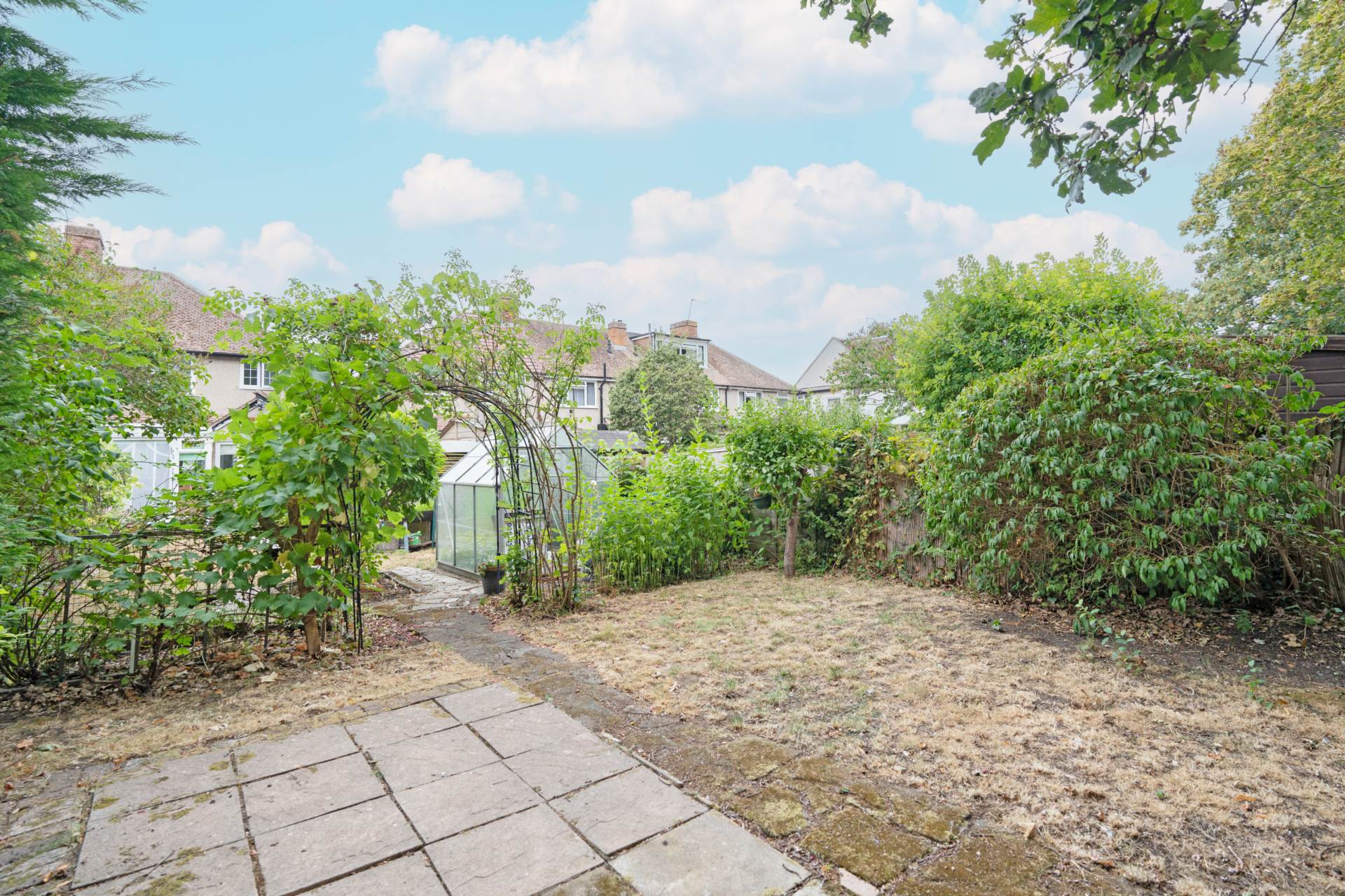 Hillcross Avenue, Morden, Image 15